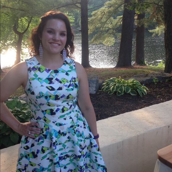 Meet your Posher, Theresa - Picture 1 of 1